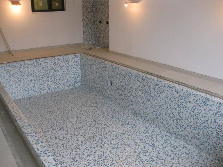 Rivestimento piscina in mosaico Trend