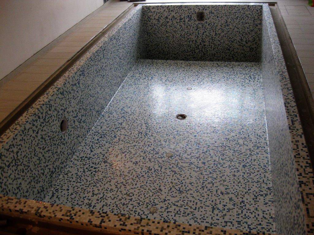 Rivestimento piscina in mosaico Trend