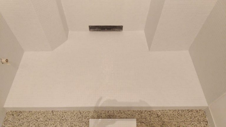 Mosaico bianco Bisazza tessere 12×12 mm