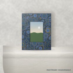 Cornice portafoto in mosaico a cerchi blu notte e oro – Atzori Mosaici